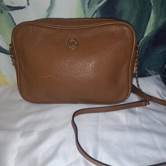 Michael Kors Crossbody - Picture 2 of 2